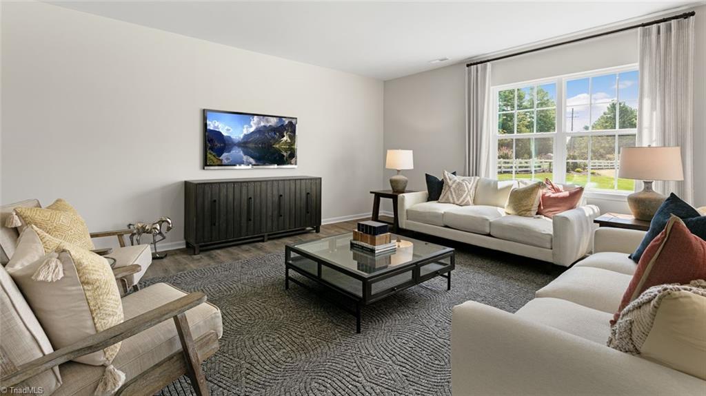 property viewer photo 3