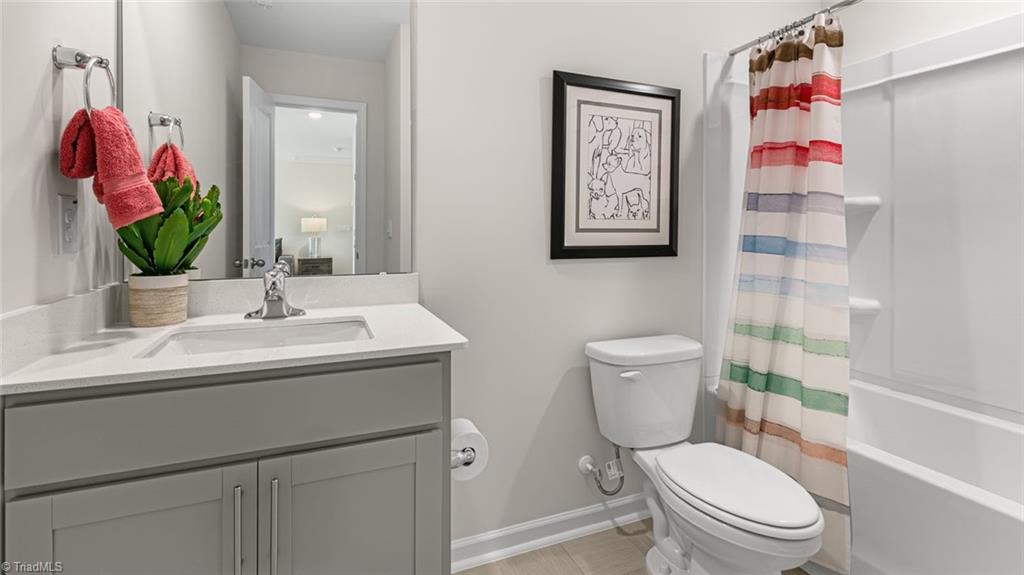 property viewer photo 31