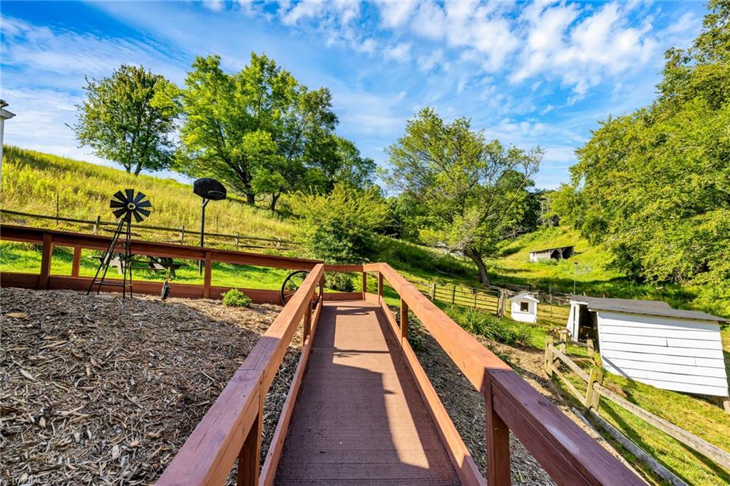 main property photo 36