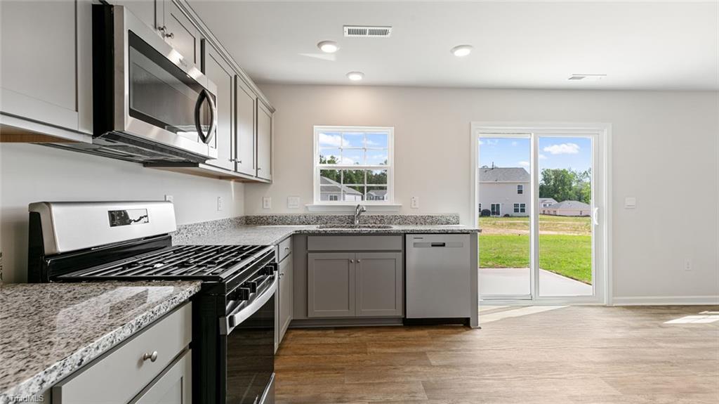 property viewer photo 9
