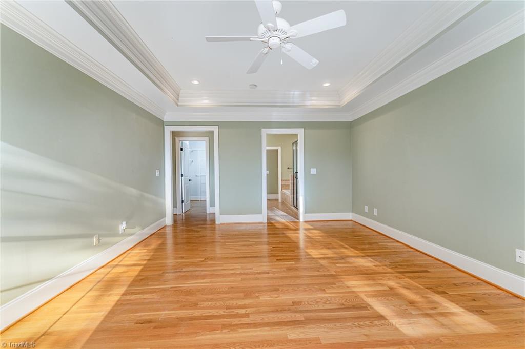 property viewer photo 13