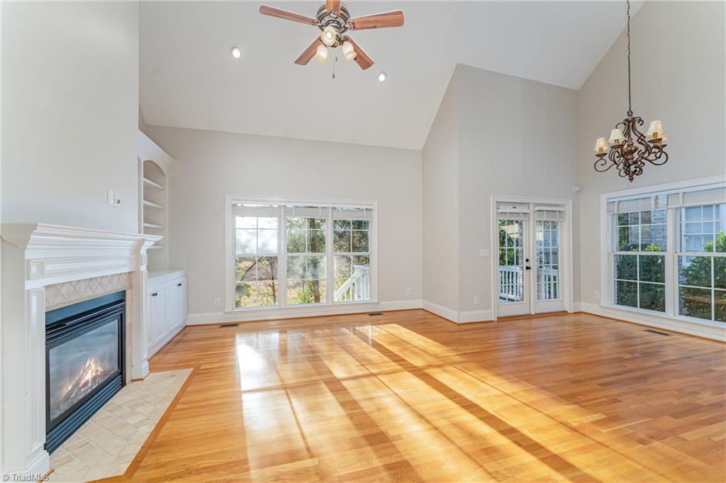 property viewer photo 6