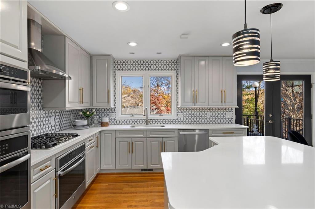 property viewer photo 15