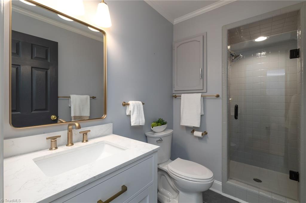 property viewer photo 26