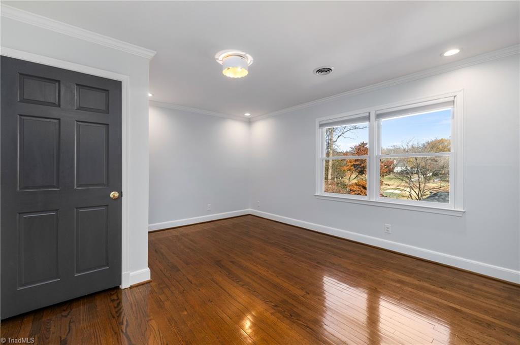 property viewer photo 28