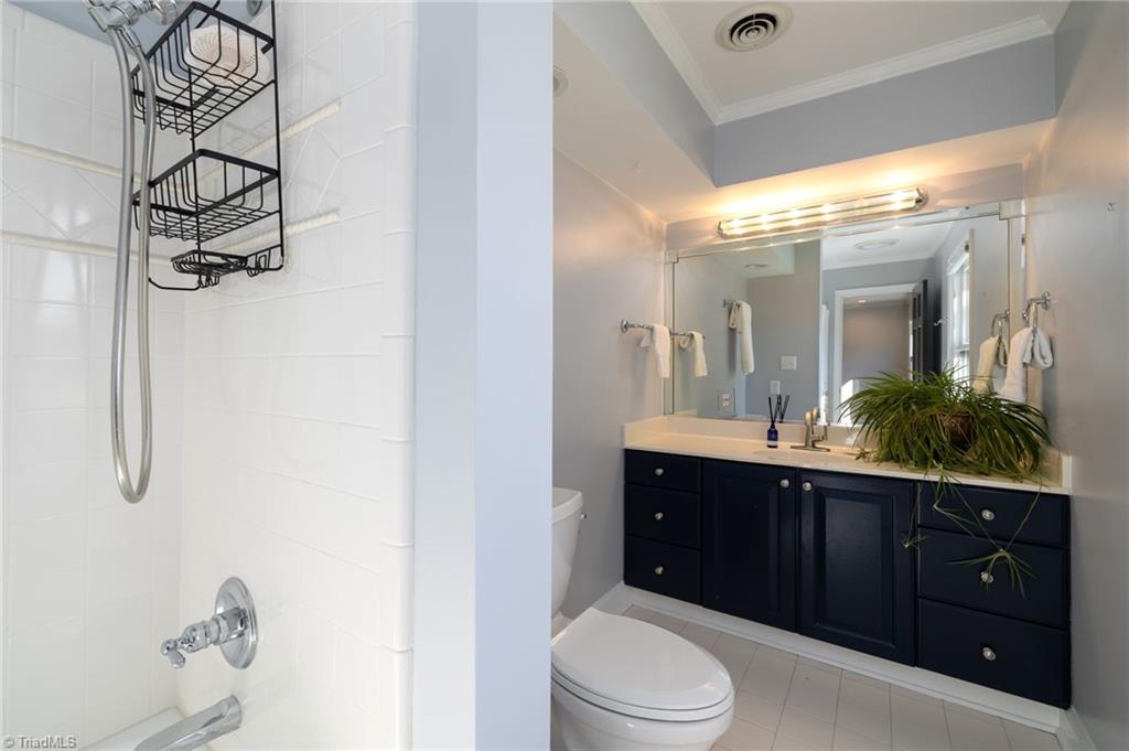 property viewer photo 31