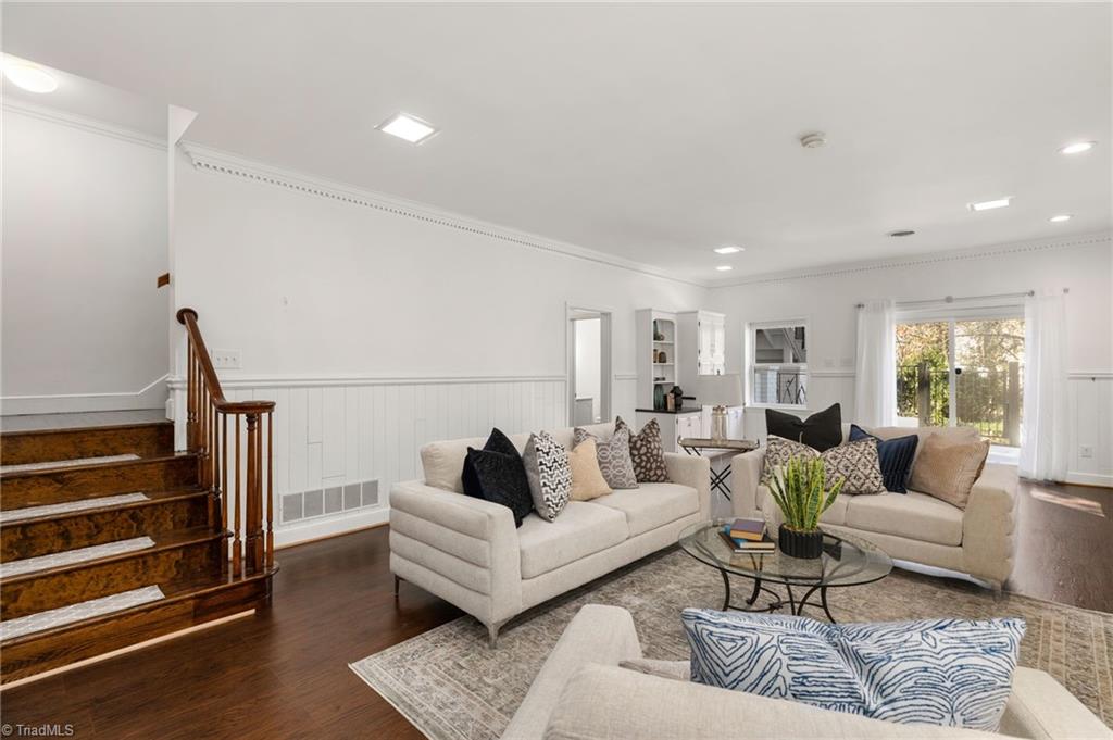 property viewer photo 33