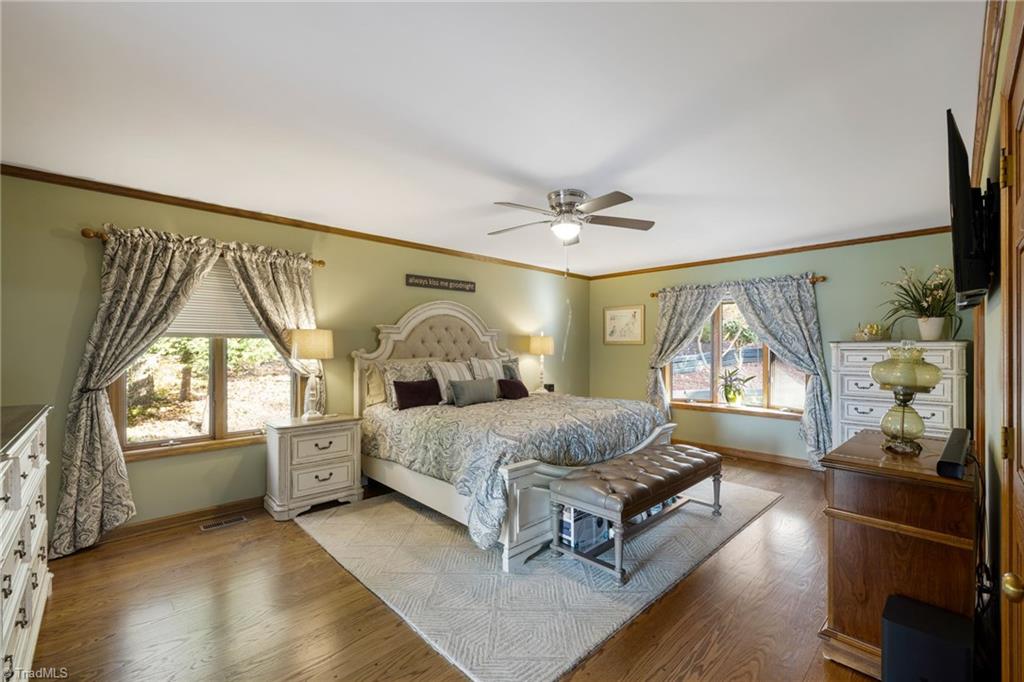 property viewer photo 21