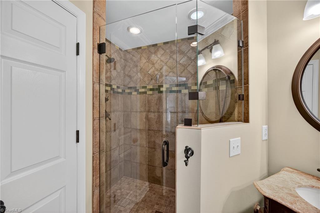 property viewer photo 28