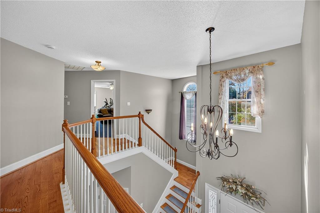property viewer photo 38