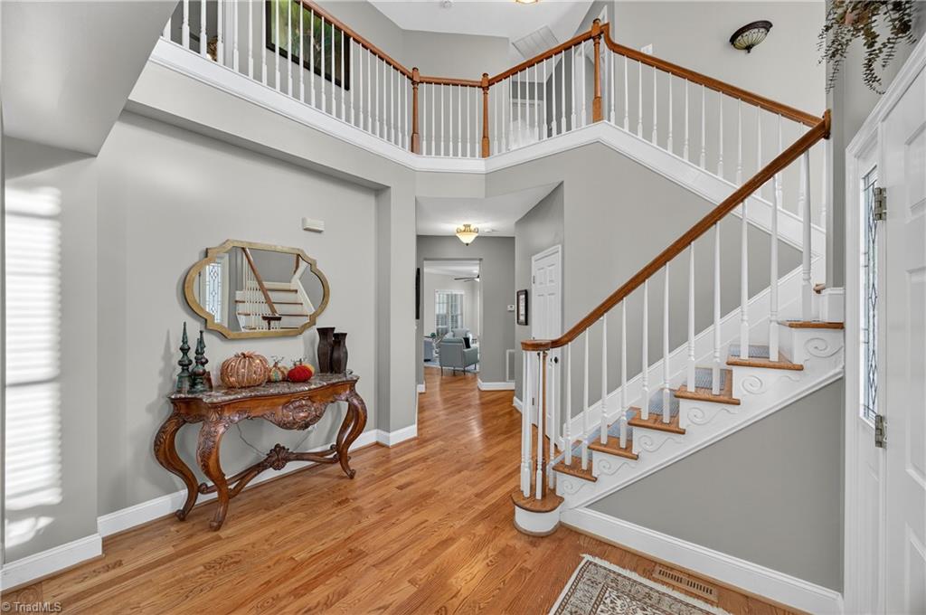 property viewer photo 7