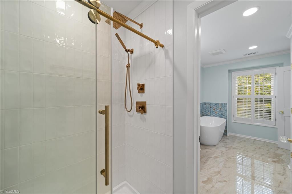 property viewer photo 20