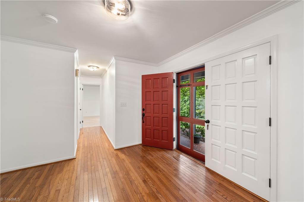 property viewer photo 4