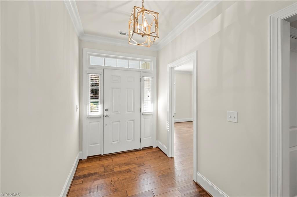 property viewer photo 16