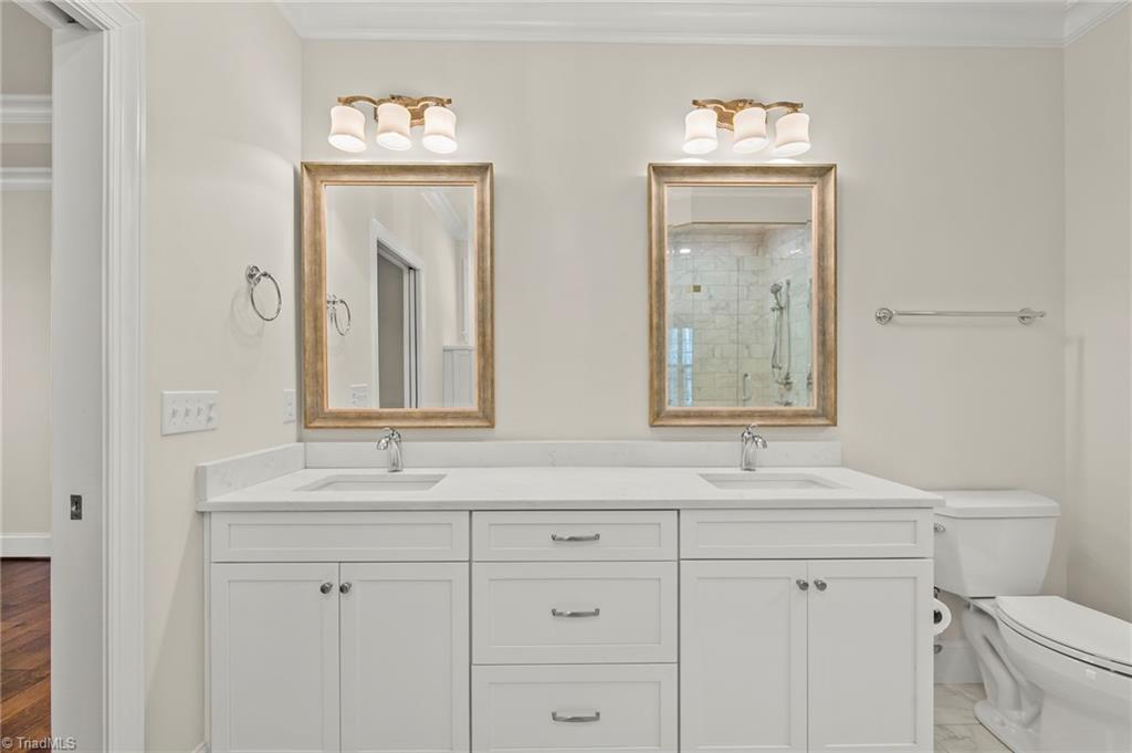 property viewer photo 24