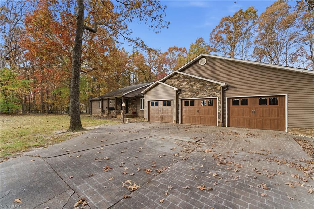 property viewer photo 1