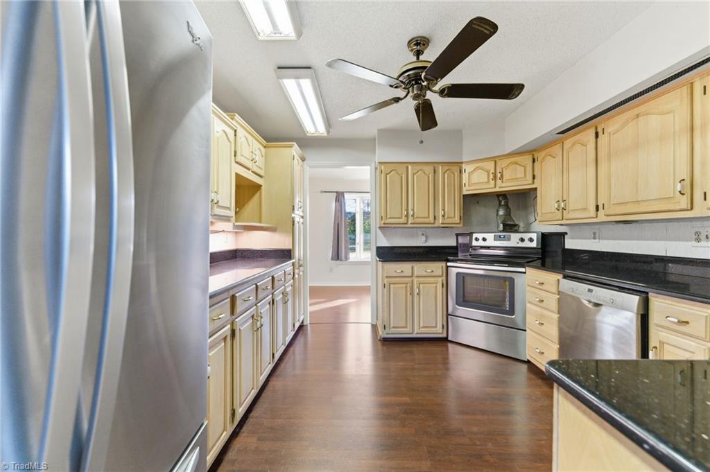 property viewer photo 11
