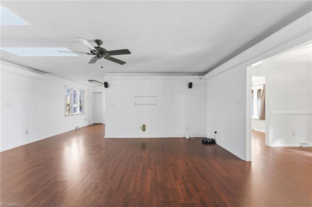 property viewer photo 22