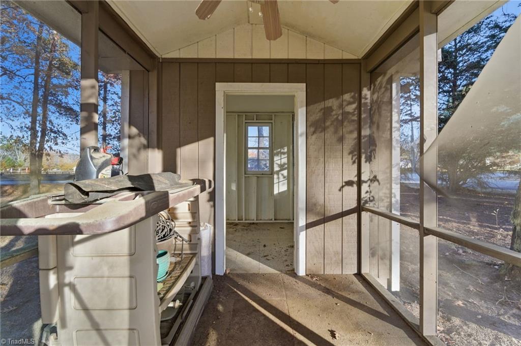 property viewer photo 8