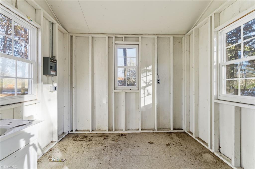 property viewer photo 9