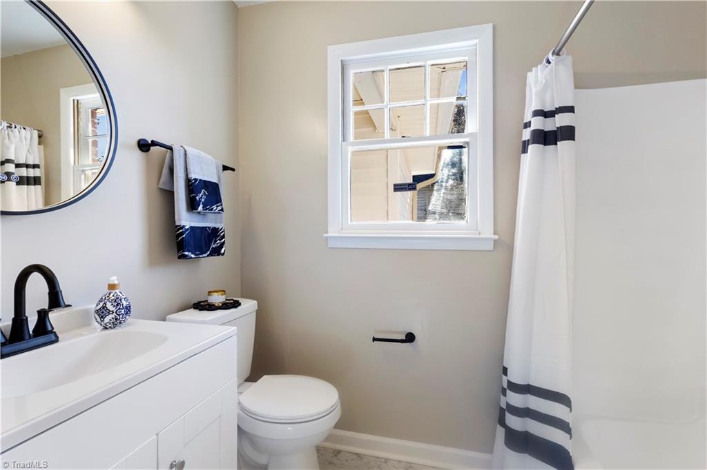 property viewer photo 11