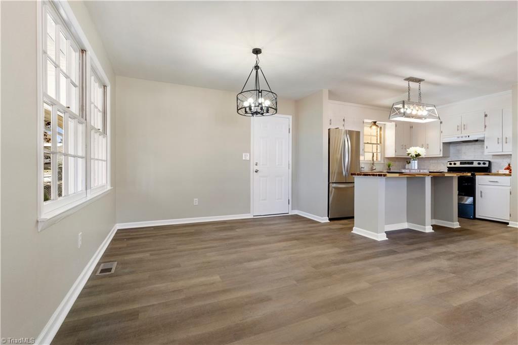 property viewer photo 3