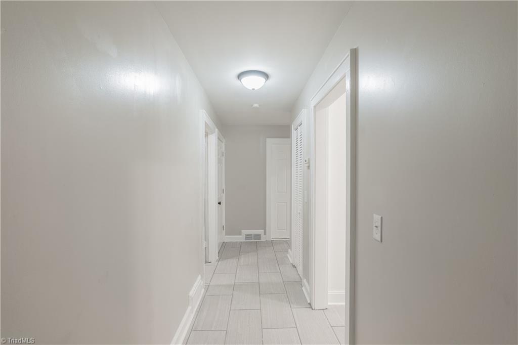property viewer photo 15