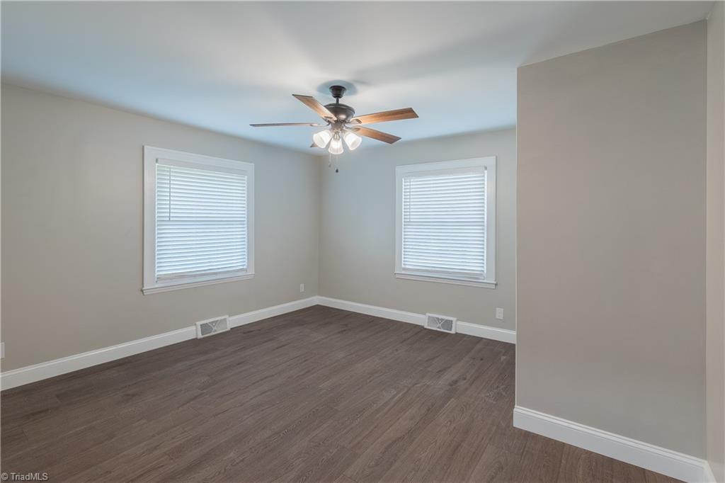 property viewer photo 18