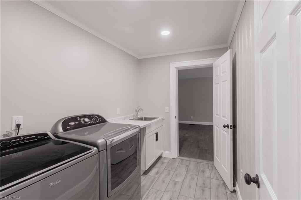 property viewer photo 21