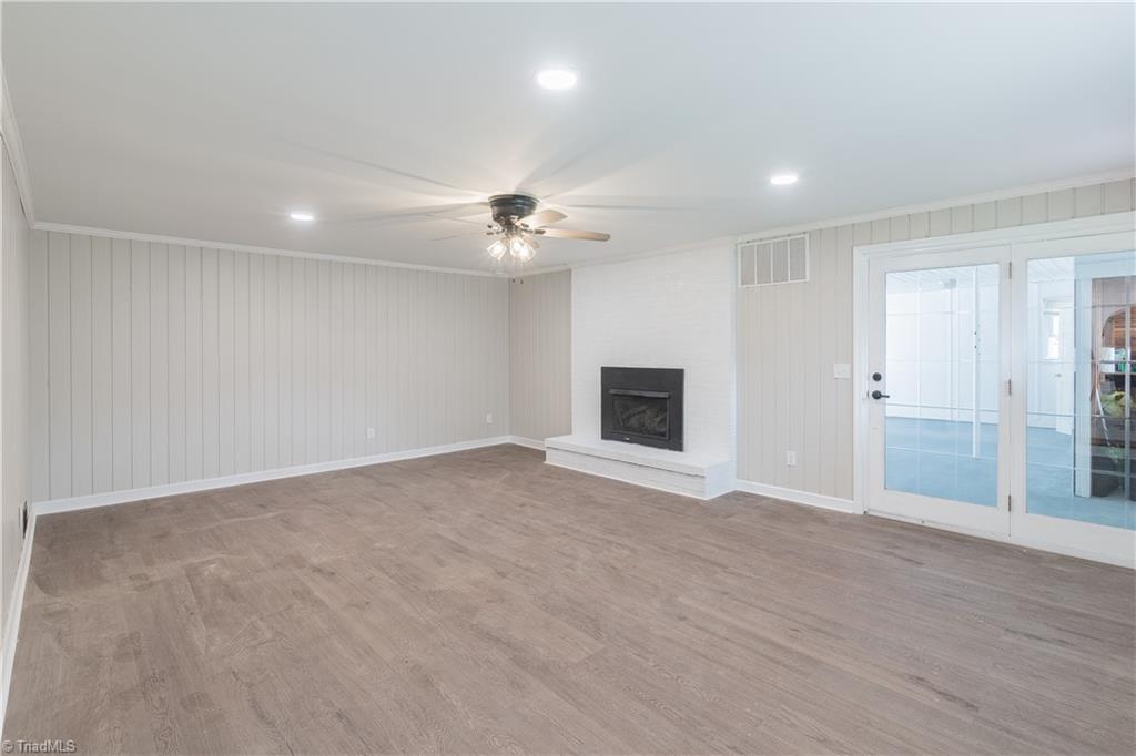 property viewer photo 26