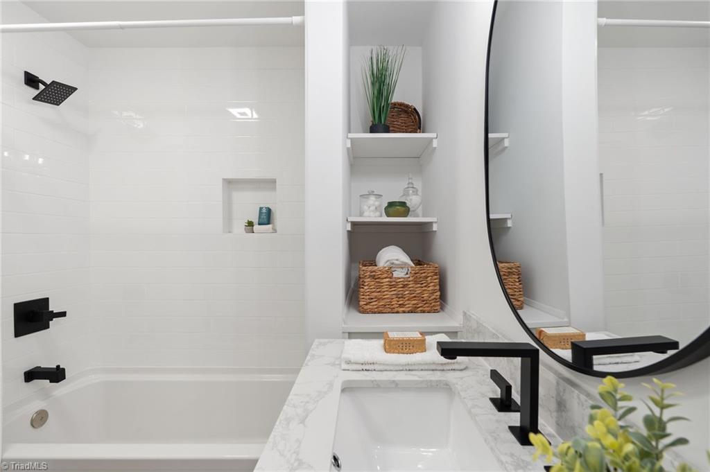 property viewer photo 13