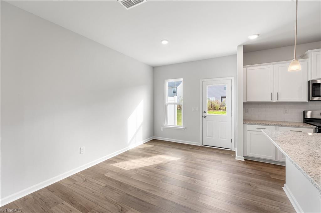 property viewer photo 10
