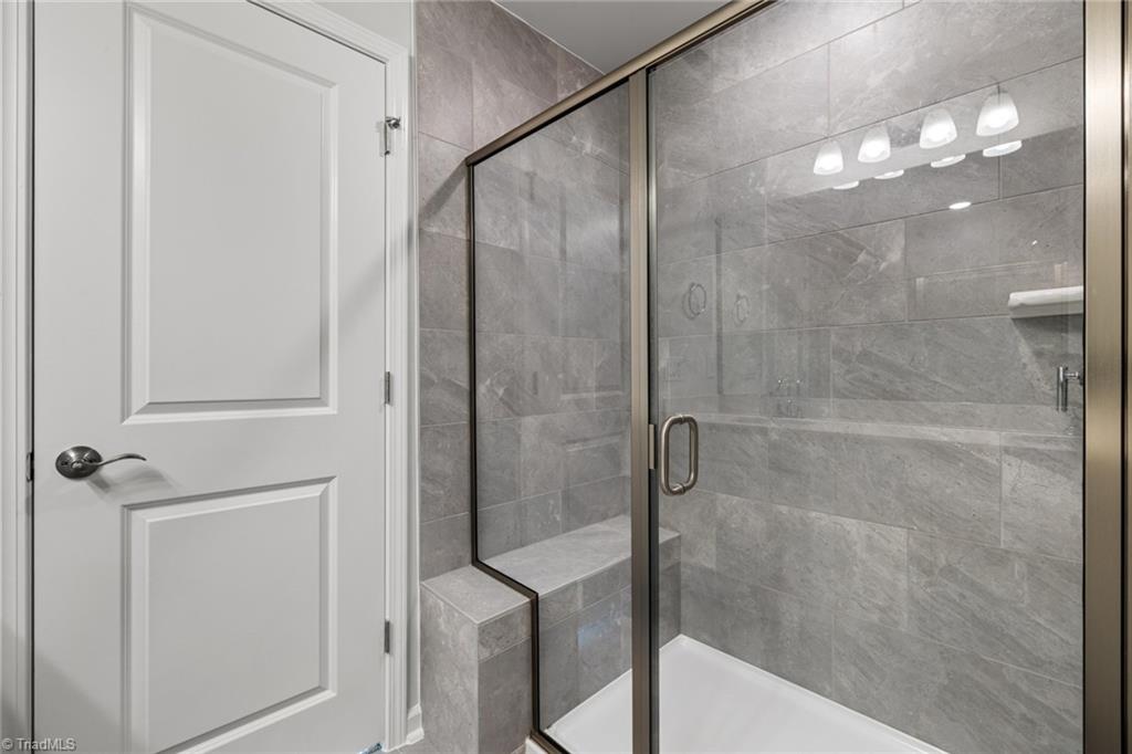 property viewer photo 14