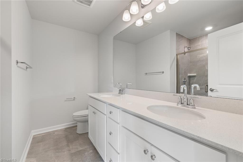 property viewer photo 15