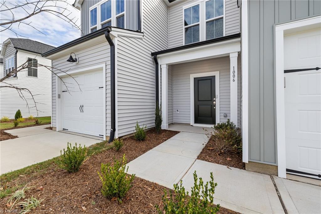 property viewer photo 2
