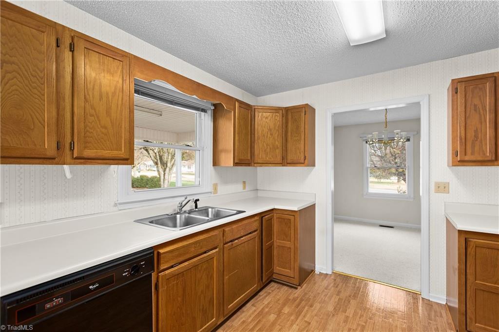 property viewer photo 10