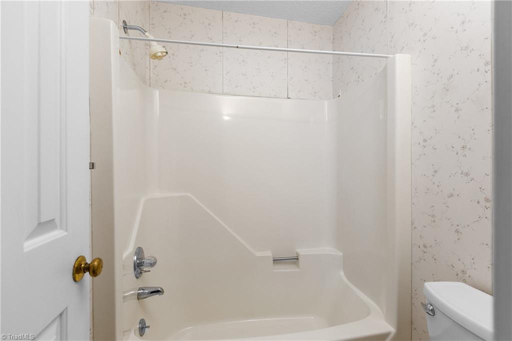 property viewer photo 19