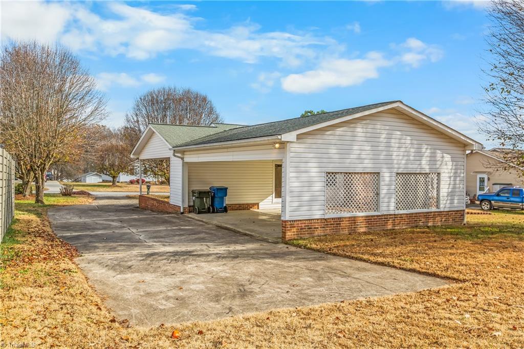 property viewer photo 30