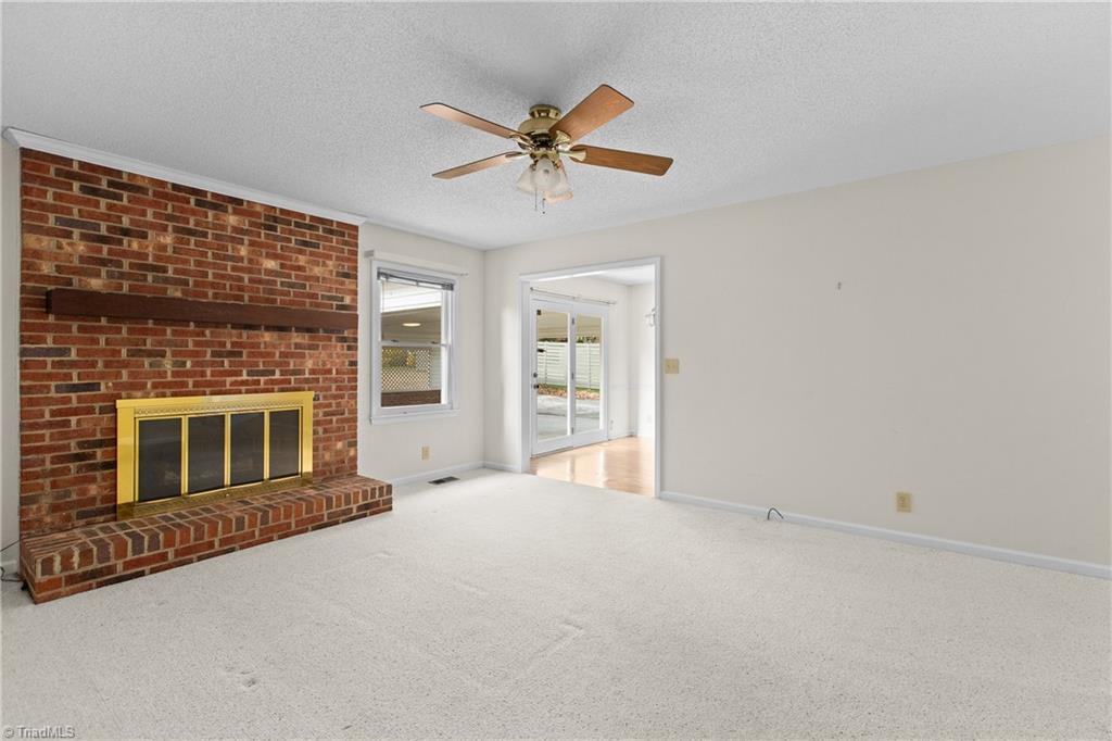 property viewer photo 4
