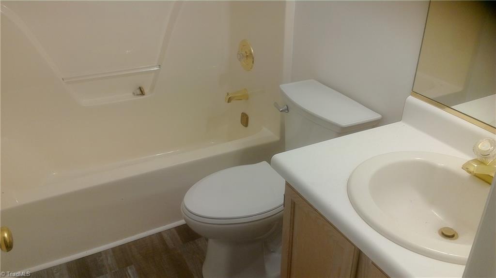 property viewer photo 5