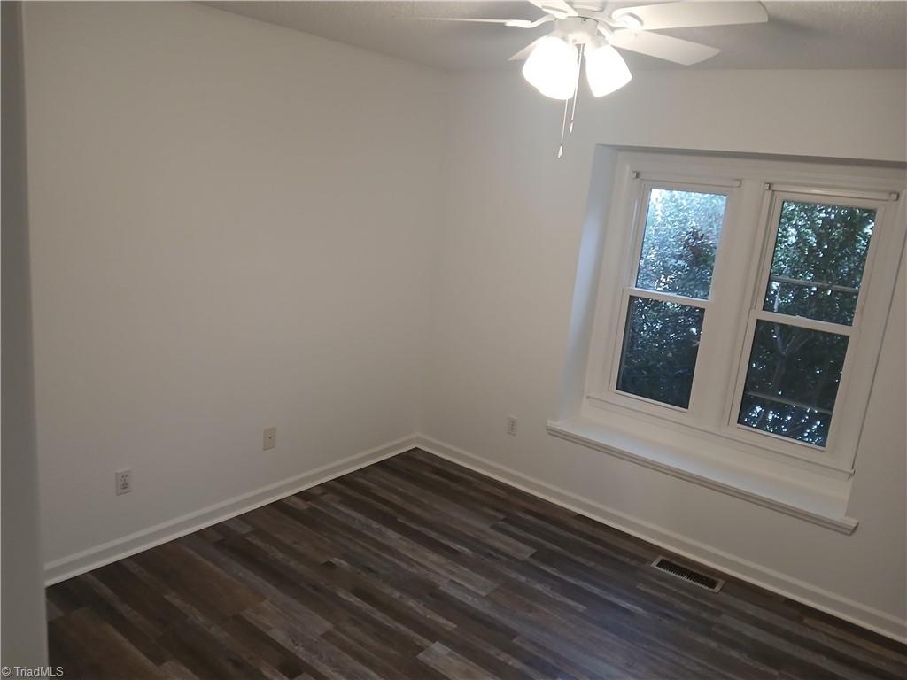 property viewer photo 6