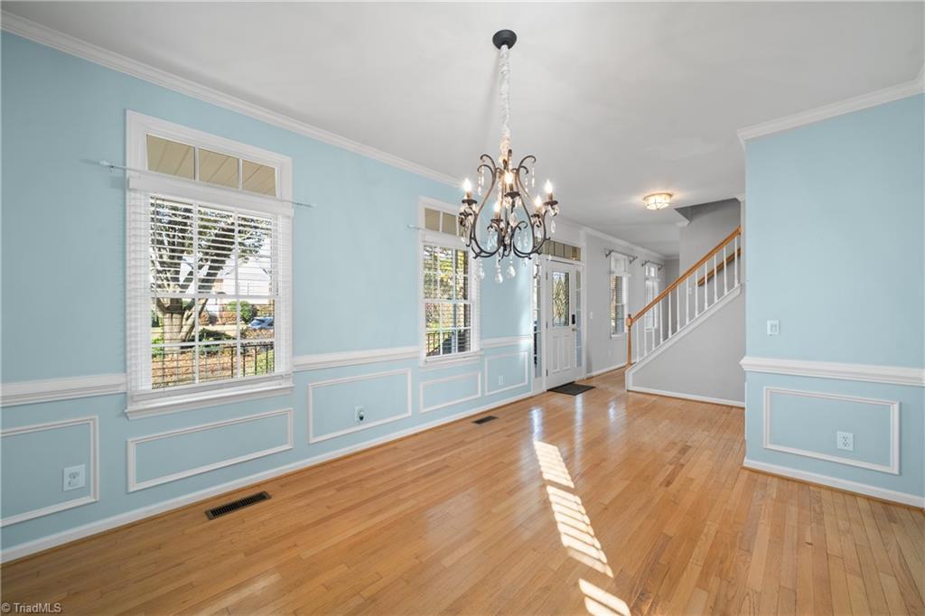 property viewer photo 18