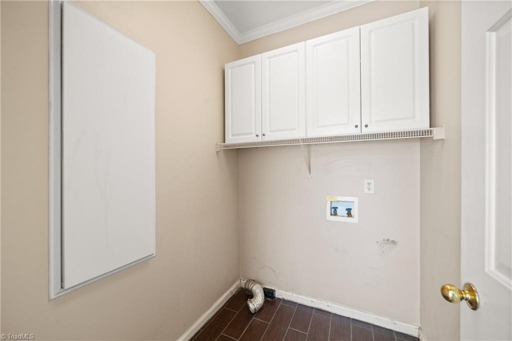 property viewer photo 24