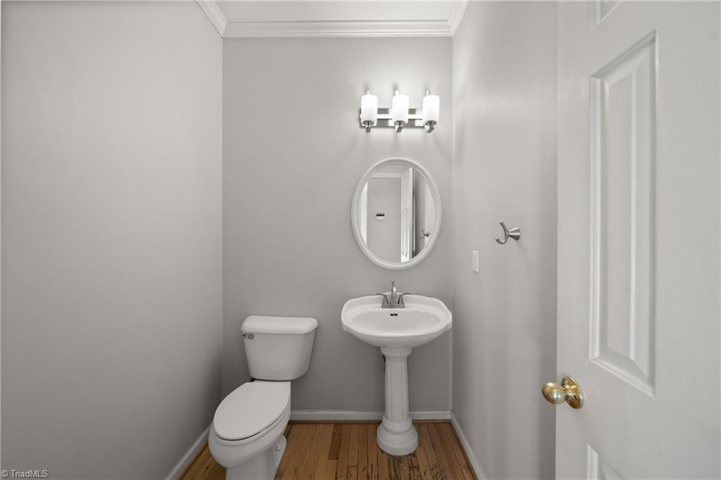 property viewer photo 25