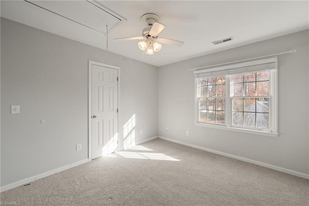 property viewer photo 38
