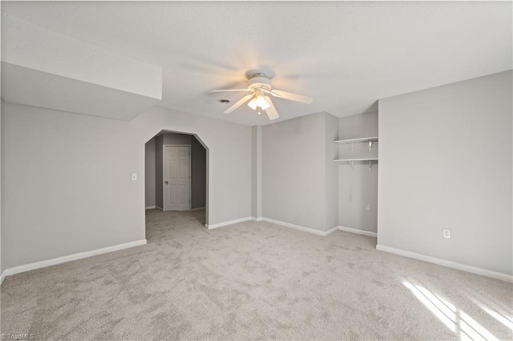 property viewer photo 41