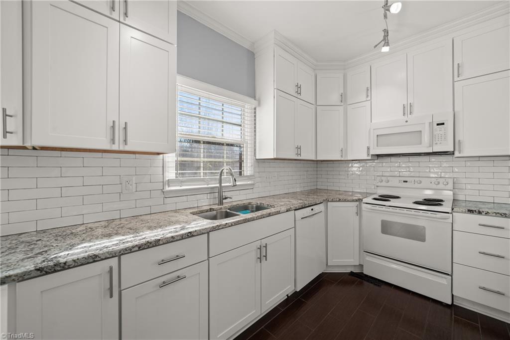 property viewer photo 7