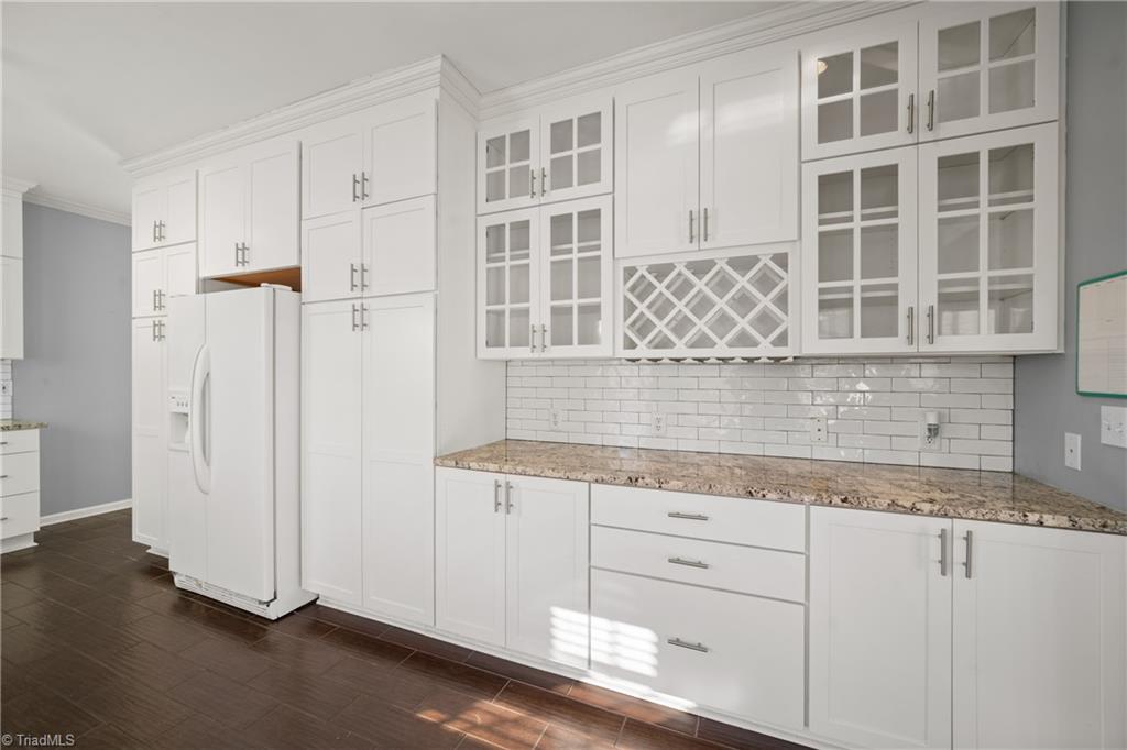 property viewer photo 8