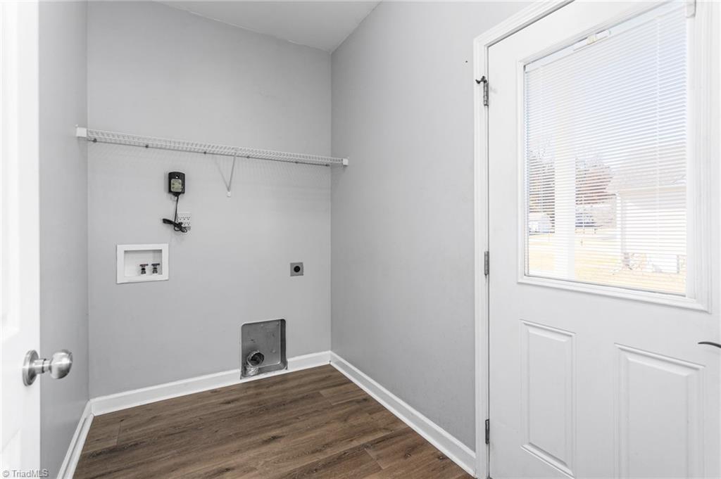 property viewer photo 15
