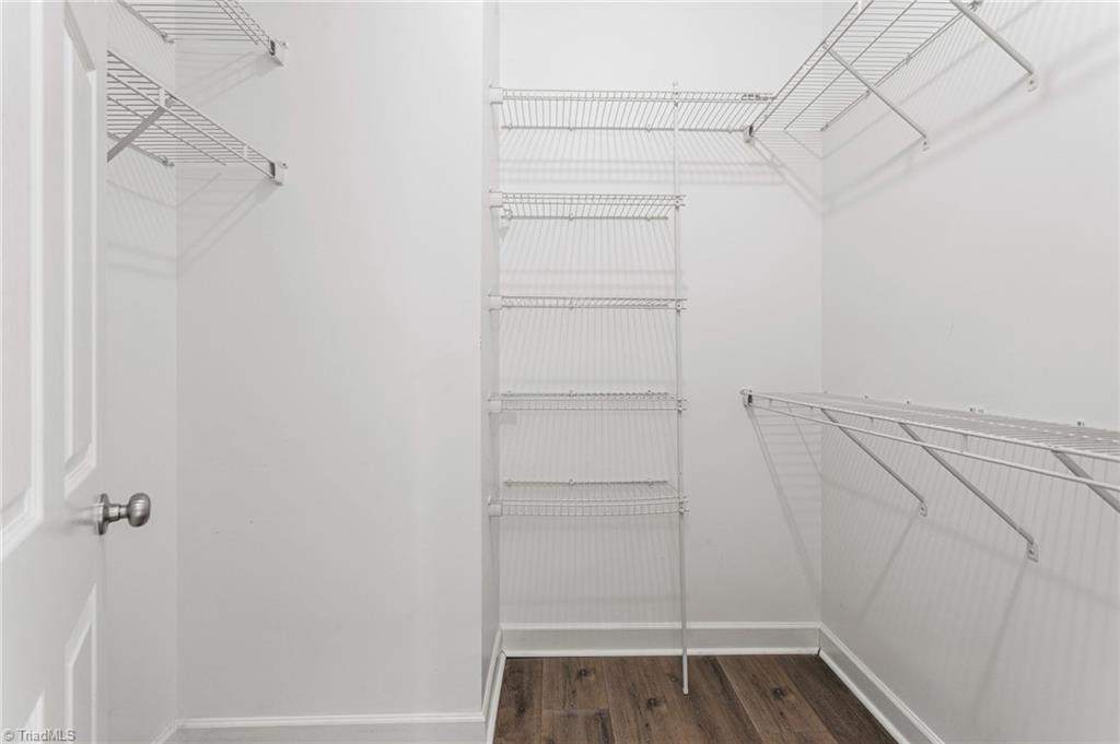 property viewer photo 27